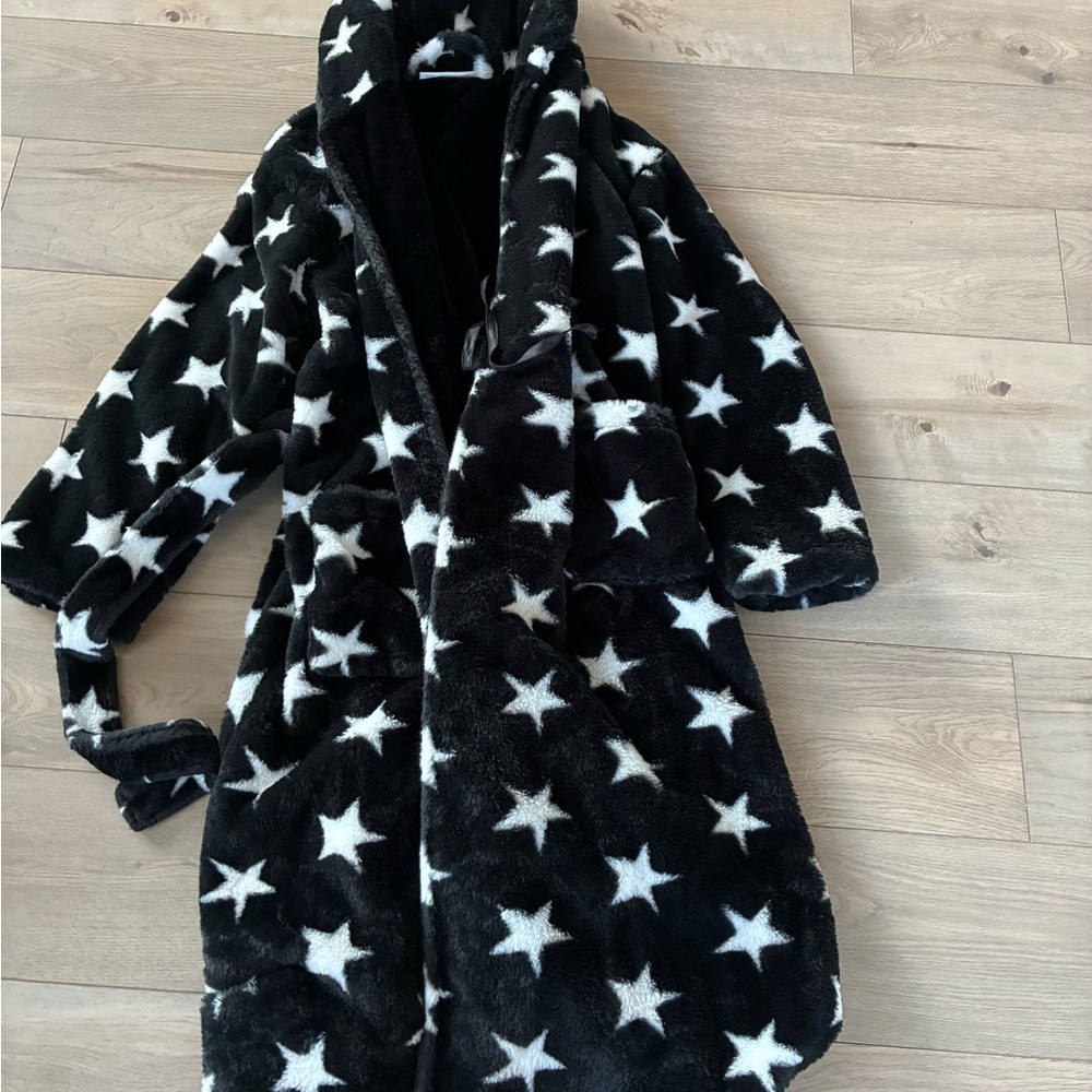 Minkey couture Starry Black and White Robe
